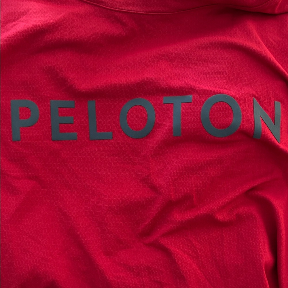 Peloton Tank Top Red Nylon Wicking Cycling Fitness Gym Men's Size Large Active — image 5 of 6